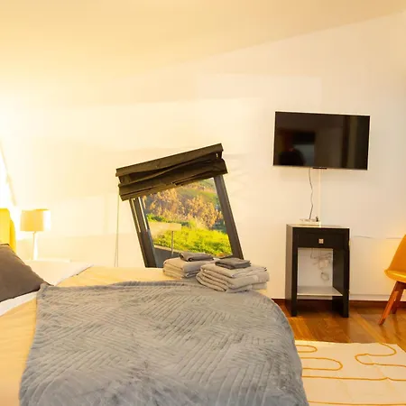 Leonor Cliffside Retreat Villa