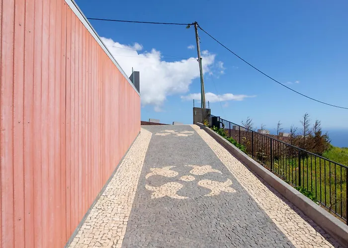 Leonor Cliffside Retreat