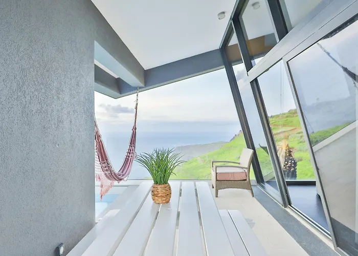 Willa Leonor Cliffside Retreat Calheta (Madeira)