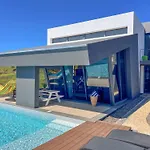 Leonor Cliffside Retreat Villa