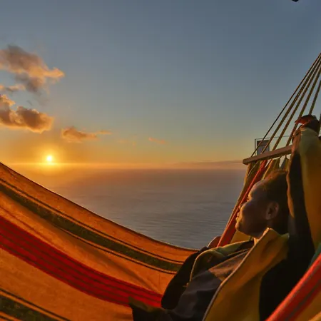 Leonor Cliffside Retreat Calheta (Madeira)