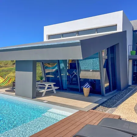 Leonor Cliffside Retreat Villa